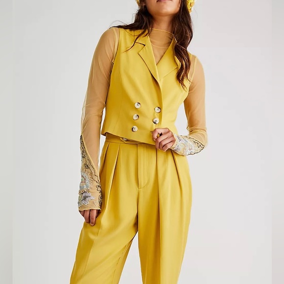 Free People Gabbie Vest Mustard Yellow Size NWOT - Picture 2 of 9